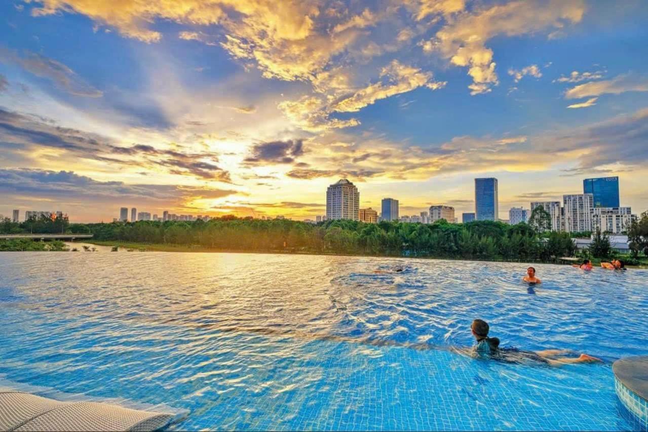 The Peak Midtown Twobedroom With Balcony Ho Chi Minh City Bagian luar foto